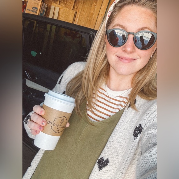 Meet your Posher, Maggie - Picture 9 of 16